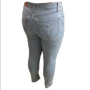 Levi’s 721 High Rise Skinny jeans